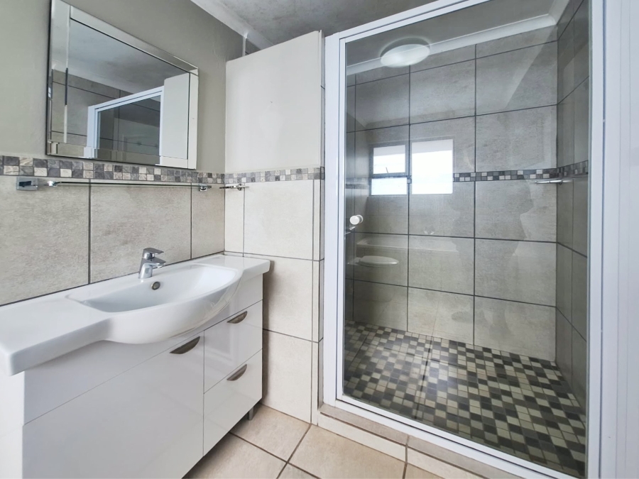 3 Bedroom Property for Sale in Magalies Golf Estate North West